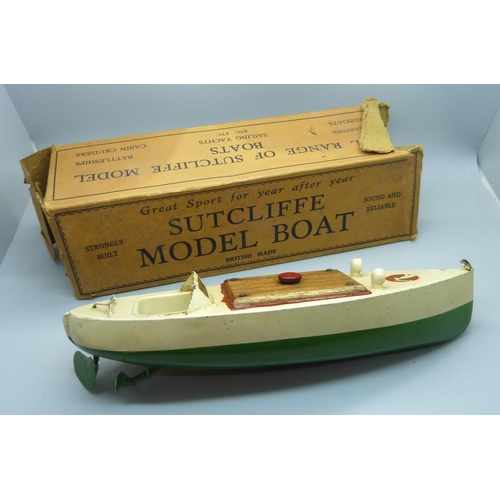 625 - A Sutcliffe model boat, box a/f