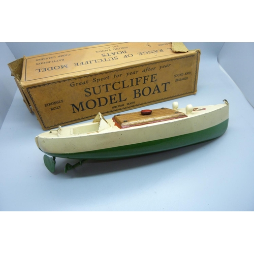 625 - A Sutcliffe model boat, box a/f