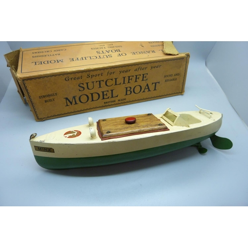 625 - A Sutcliffe model boat, box a/f