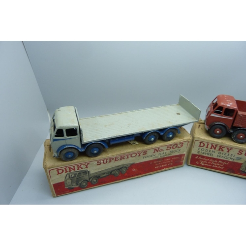 636 - A Dinky Supertoys no.503 Foden flat truck and no.501 Foden Diesel 8-wheel wagon