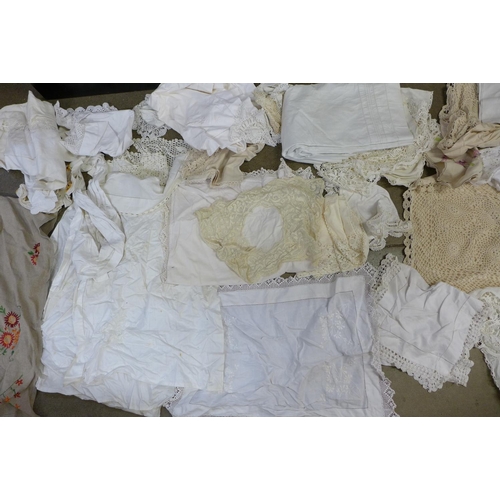 732 - A box of 19th Century and later lace edged linen, table cloths, doilies, plus needlework linen, mate... 