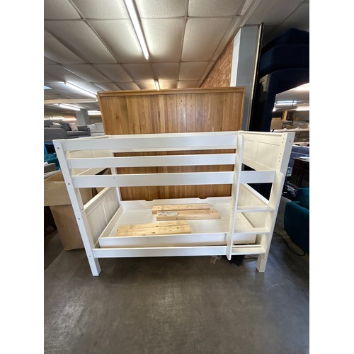 1513 - A 'Stompa' white painted bunk bed with trundle drawer