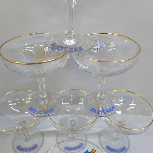 767 - Seven Babycham glasses (6+1)