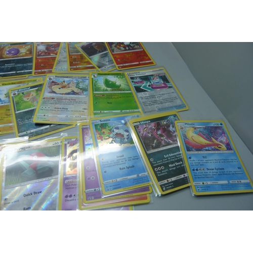 837 - 50 Holographic/reverse holographic Pokemon cards