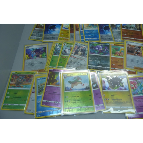 838 - 50 Holographic/reverse holographic Pokemon cards