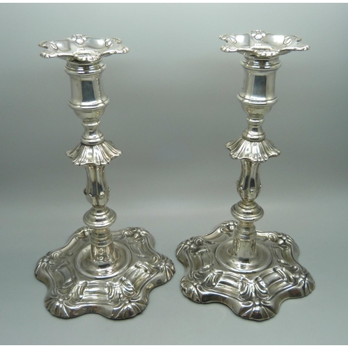 854 - A pair of William IV silver candlesticks, Sheffield 1833, 21.5cm