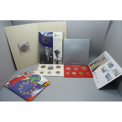 877 - A collection of coins including His Royal Highness The Prince Philip, Duke of Edinburgh, 90th Birthd... 