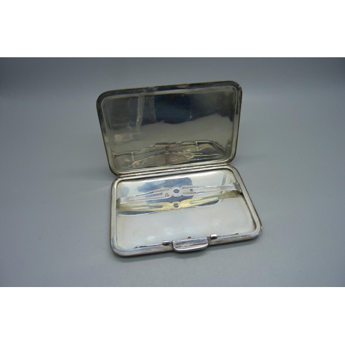 881 - A collection of Siam silver and niello jewellery and a cigarette case, total weight 253g, one bracel... 