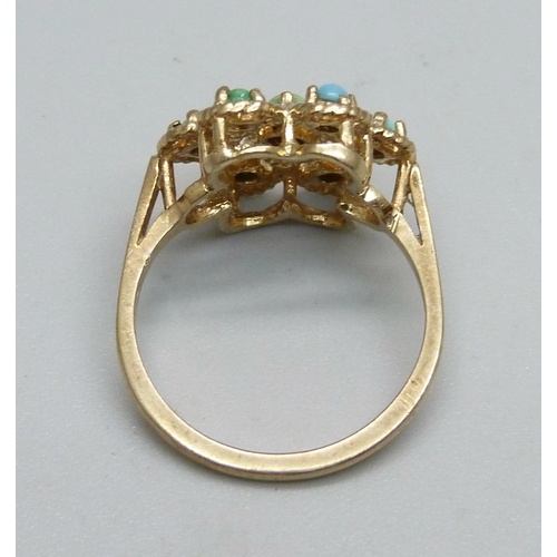 940 - A 9ct gold and turquoise ring, 2.9g, K