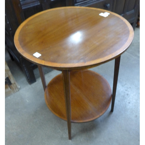 122 - An Edward VII inlaid mahogany circular occasional table