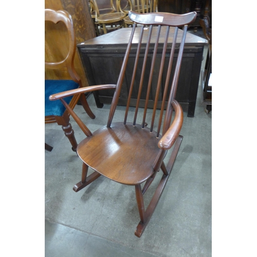 175 - An Ercol Golden Dawn elm and beech Goldsmith rocking chair