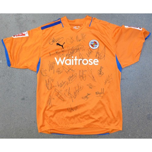 723 - A match worn Reading FC 2008/09 away shirt, signed by members of the playing squad