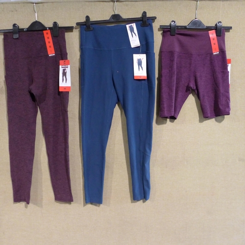 3020 - Quantity of women's Activewear shorts and leggings - mixed sizes/colours and styles * this lot is su... 
