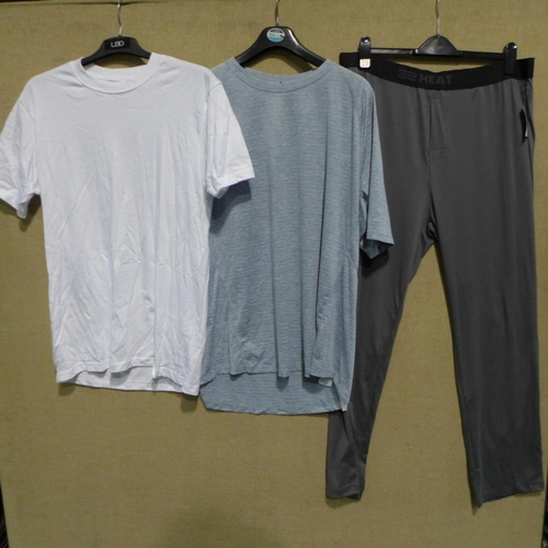 3040 - Assorted men's casual clothing - various size, style, colour * this lot is subject to VAT
