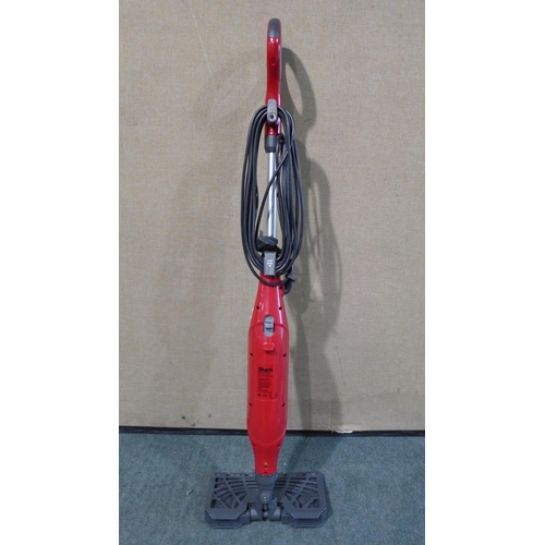 3062 - Shark Steam Mop - model no S6003Ukco  (302-474)  * This lot is subject to vat