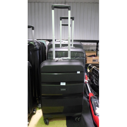 3086 - American Tourister Bon Air Three Piece Black Luggage Set. original RRP £120.83 + VAT (304-189) * Thi... 