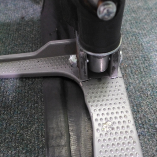 3088 - Toolmaster Hand Truck-159Kg    (302-450)  * This lot is subject to vat