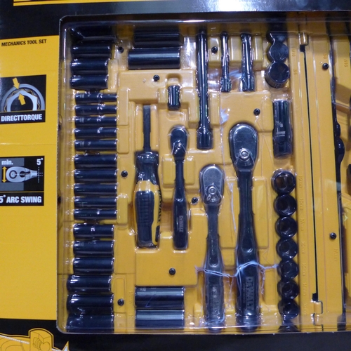 3141 - DeWalt Mechanics Set (303-112) * This lot is subject to VAT