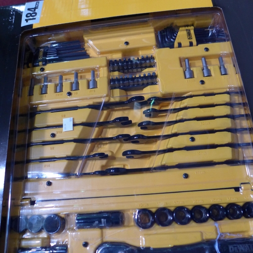 3141 - DeWalt Mechanics Set (303-112) * This lot is subject to VAT