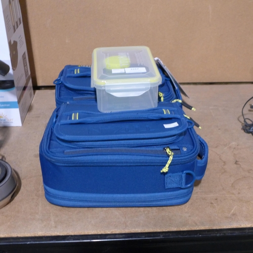 3167 - Two Titan Expandable Lunchboxes (303-134,135) * This lot is subject to VAT