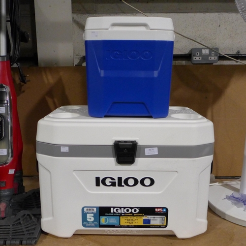 3176 - Igloo Marine 54QT Cooler Combo With Quantum 12QT (303-143) * This lot is subject to VAT