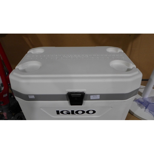 3176 - Igloo Marine 54QT Cooler Combo With Quantum 12QT (303-143) * This lot is subject to VAT