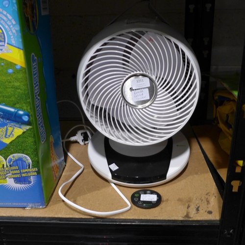 3211 - Meaco Air Circulator with Remote (303-6) * This lot is subject to VAT