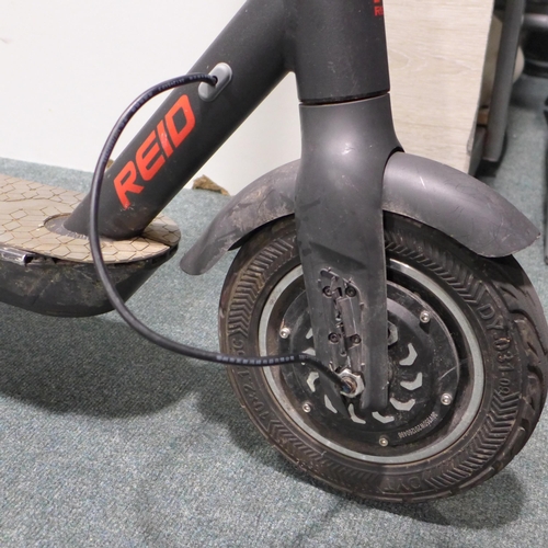 3231 - Reid Electric Scooter - No charging Lead, original RRP £389.99 + VAT (304-222) * This lot is subject... 