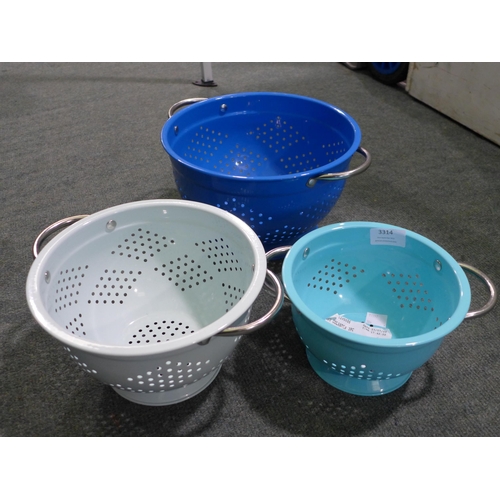 3314 - Miu Three Piece Colander (304-209) * This lot is subject to VAT