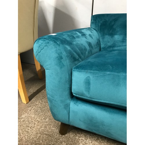 1525 - A teal velvet upholstered pet sofa