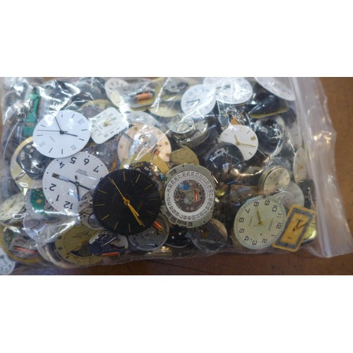 858 - Wristwatch movements