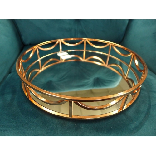 1510 - A rose gold effect mirrored cocktail tray