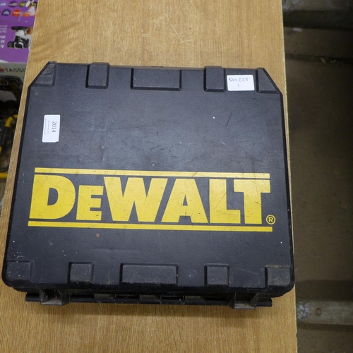 2014 - A Dewalt hammer drill with 3 batteries and 12v charger