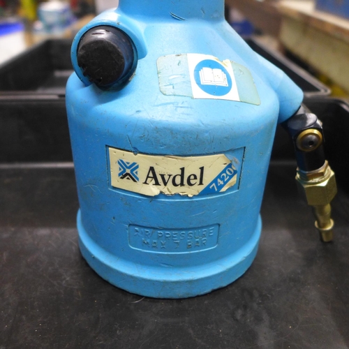 2022 - An Avdel 74200 pneumatic hydraulic rivet nut tool