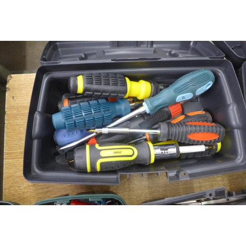 2053 - Five toolboxes with assorted screwdrivers