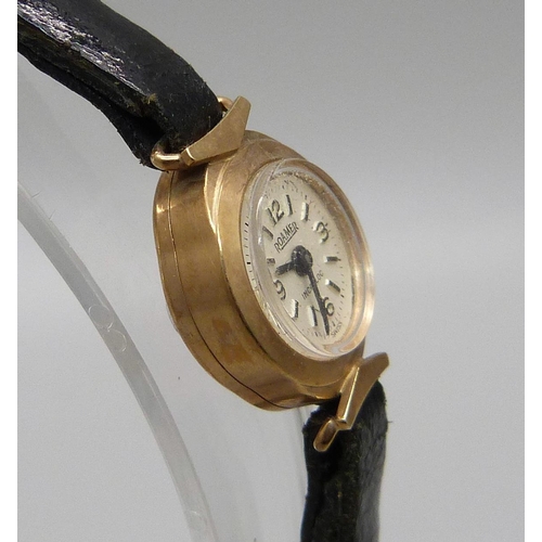 1010 - A lady's 9ct gold cased Roamer wristwatch and a 9ct gold bracelet strap, strap a/f and 6.7g