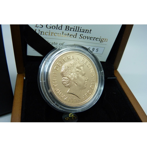 1050 - The Royal Mint 2009 UK £5 Gold Brilliant Uncirculated Sovereign, No. 0695