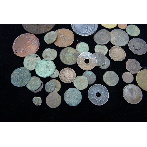 1056 - Assorted old bronze coins, tokens and medallions, including a bronze cartwheel two penny (plugged), ... 