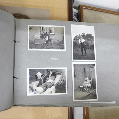 724 - A suitcase containing old photographs