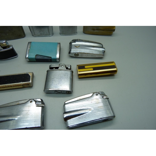 884 - Twelve vintage 1960s Ronson lighters