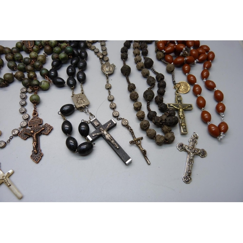 916 - Ten vintage rosary beads, a/f, some require repair