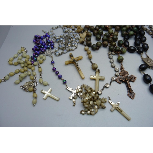 916 - Ten vintage rosary beads, a/f, some require repair