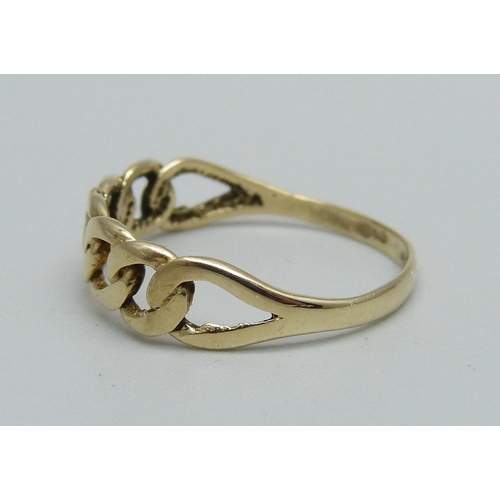 961 - A 9ct gold knot ring, 1.2g, O