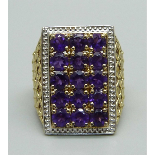 968 - A silver gilt and amethyst cocktail ring, T