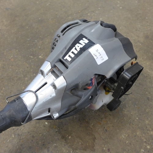 2250B - A Titan petrol strimmer