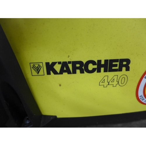 2270 - A Karcher 440 jet wash