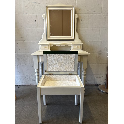 1626 - A pine dressing table and stool