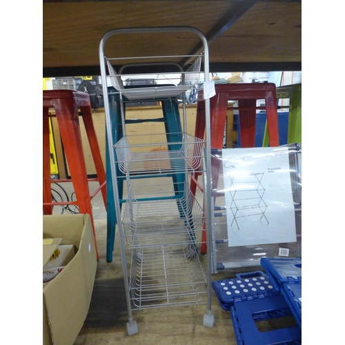 2385 - A vegetable storer on wheels, an expandable airer - unused and two folding steps