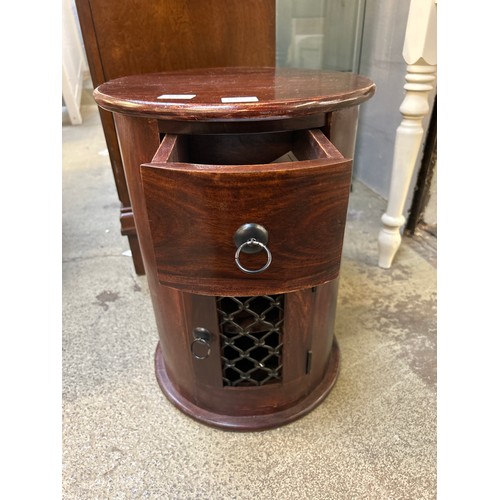 1630 - A stained hardwood lamp table