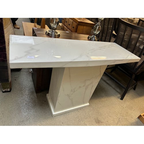 1633 - A white and grey marble console table